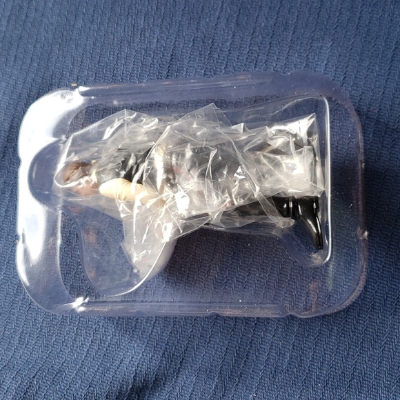 Star Wars Han Solo Hallmark Ornament - Picture 3 of 7